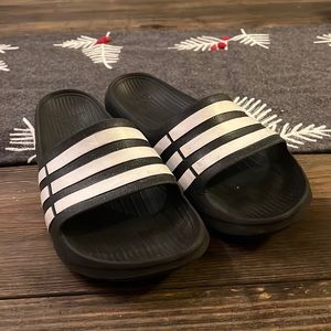 Adidas size 10 Men slides